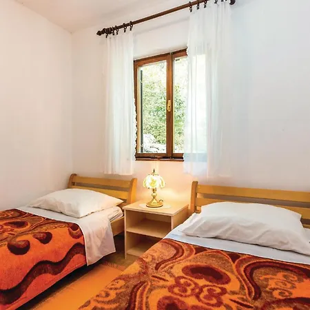Appartamento Amazing In With Wifi Jadranovo