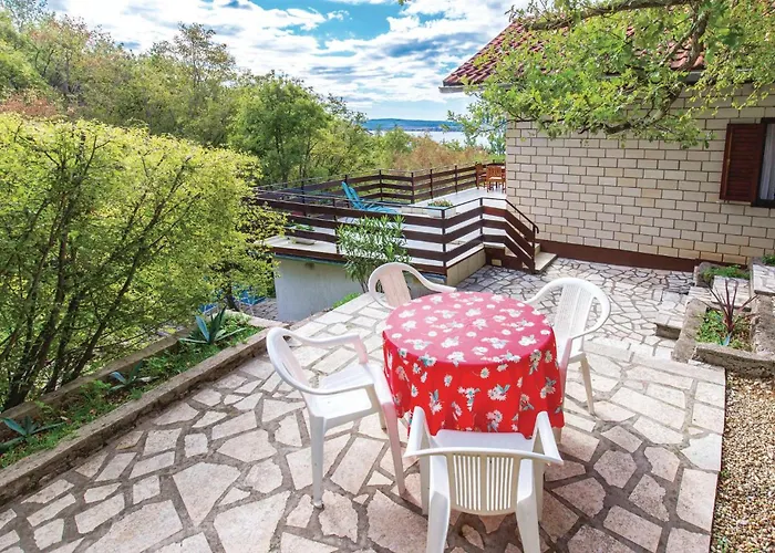 Amazing Apartment In Jadranovo *