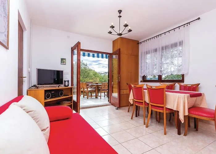 Amazing Apartment In Jadranovo *
